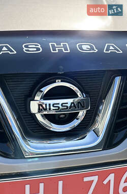 Внедорожник / Кроссовер Nissan Qashqai 2012 в 