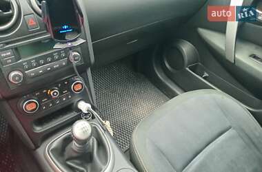 Внедорожник / Кроссовер Nissan Qashqai 2010 в 