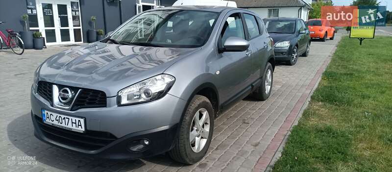 Внедорожник / Кроссовер Nissan Qashqai 2011 в Старой Выжевке