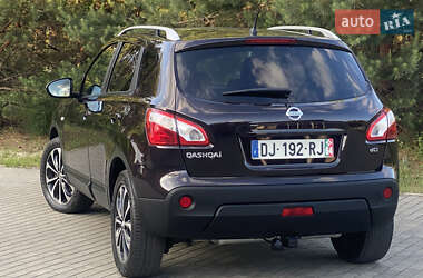 Внедорожник / Кроссовер Nissan Qashqai 2012 в 