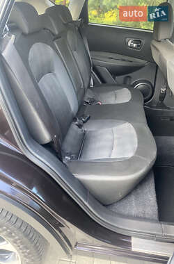 Внедорожник / Кроссовер Nissan Qashqai 2012 в 