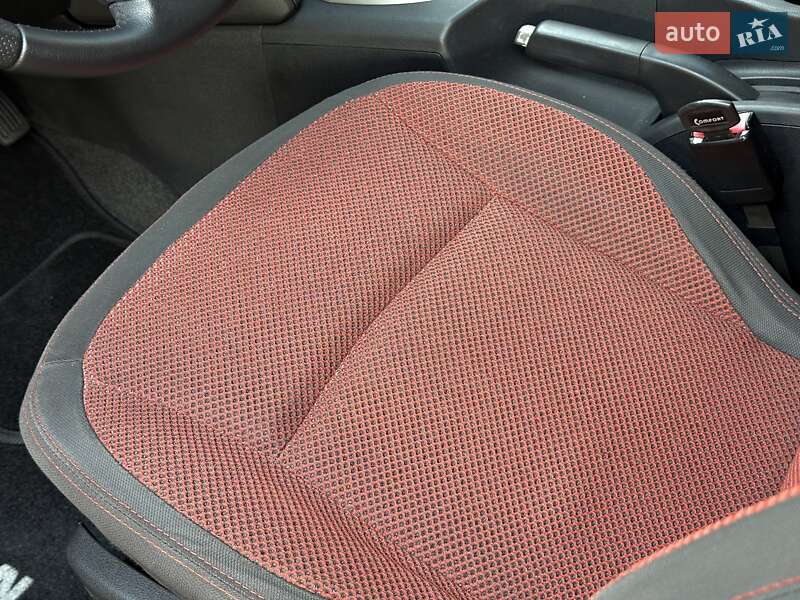 Позашляховик / Кросовер Nissan Qashqai 2008 в Одесі