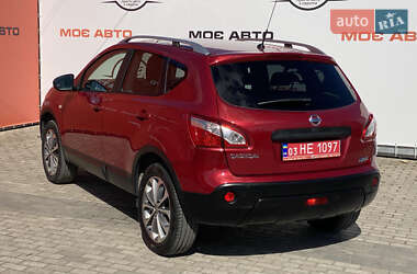 Позашляховик / Кросовер Nissan Qashqai 2010 в 