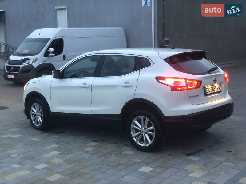 Внедорожник / Кроссовер Nissan Qashqai 2014 в Городке