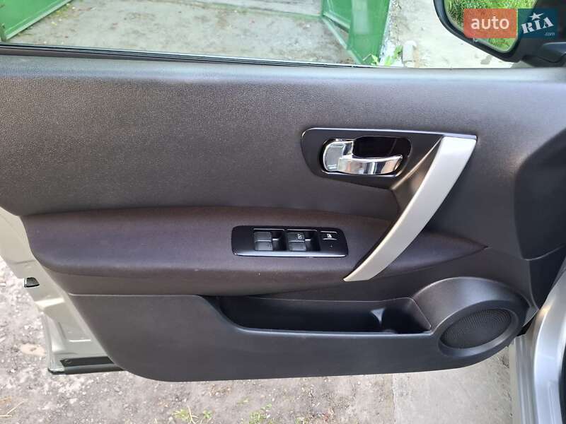 Внедорожник / Кроссовер Nissan Qashqai 2008 в Ровно