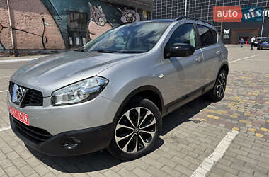 Внедорожник / Кроссовер Nissan Qashqai 2013 в Луцке