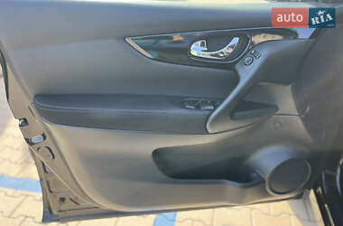 Внедорожник / Кроссовер Nissan Qashqai 2015 в 