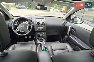 Внедорожник / Кроссовер Nissan Qashqai 2010 в 