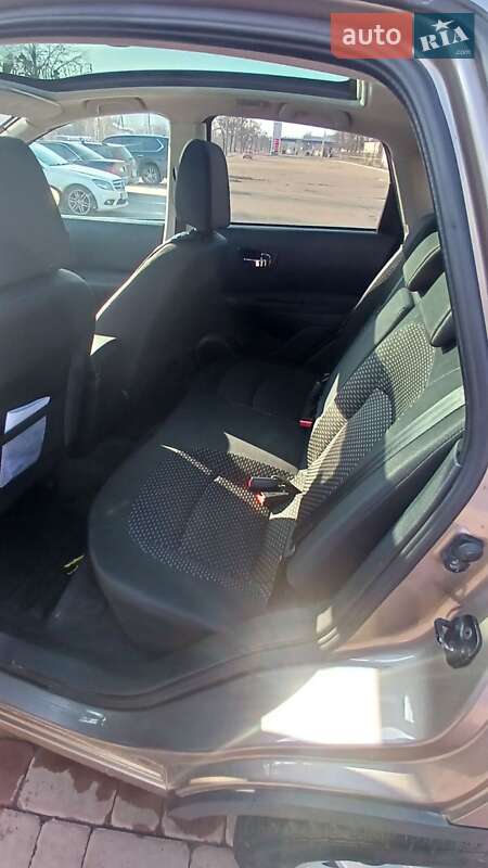 Внедорожник / Кроссовер Nissan Qashqai 2009 в Полтаве