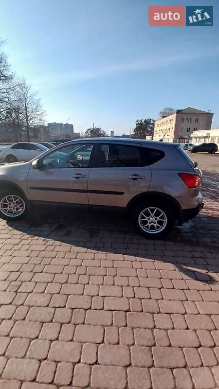Внедорожник / Кроссовер Nissan Qashqai 2009 в Полтаве