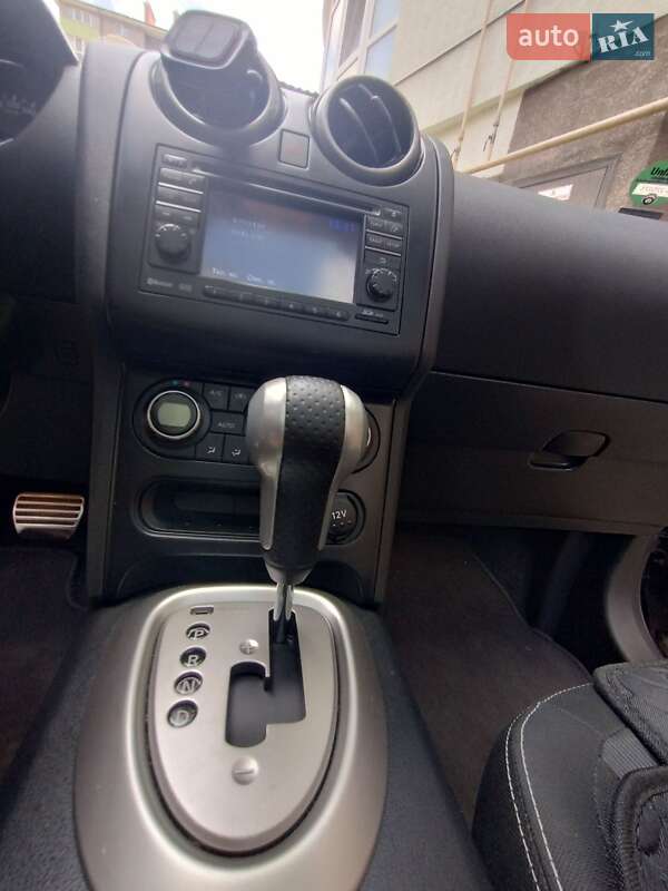 Внедорожник / Кроссовер Nissan Qashqai 2011 в Ивано-Франковске