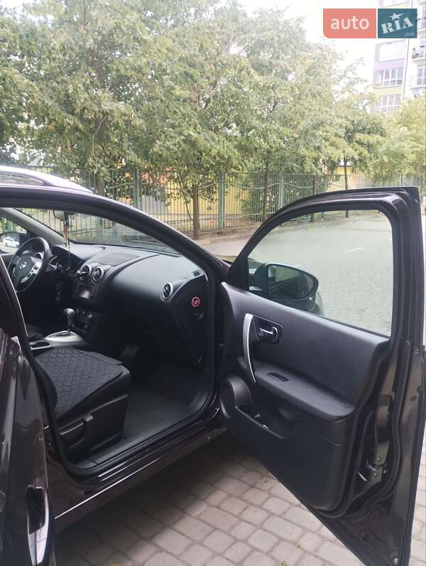 Внедорожник / Кроссовер Nissan Qashqai 2011 в Ивано-Франковске