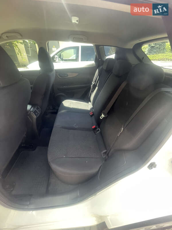 Позашляховик / Кросовер Nissan Qashqai 2016 в Одесі