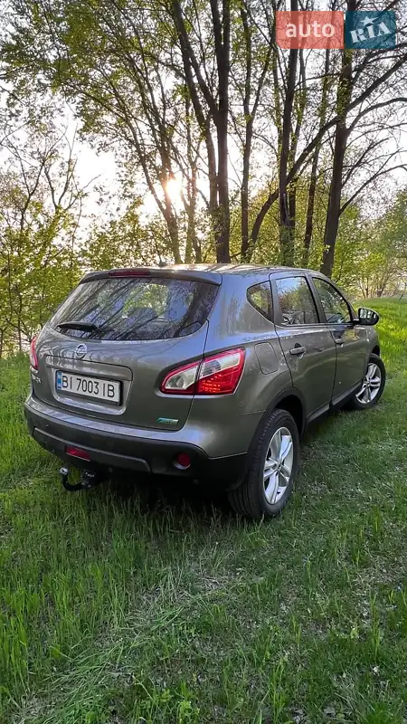 Nissan Qashqai 2012 VIN SJNFEAJ10U2697264 фото оголошення 2 з 46