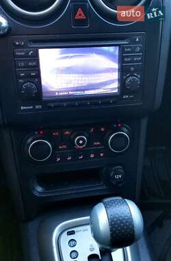 Позашляховик / Кросовер Nissan Qashqai 2012 в 
