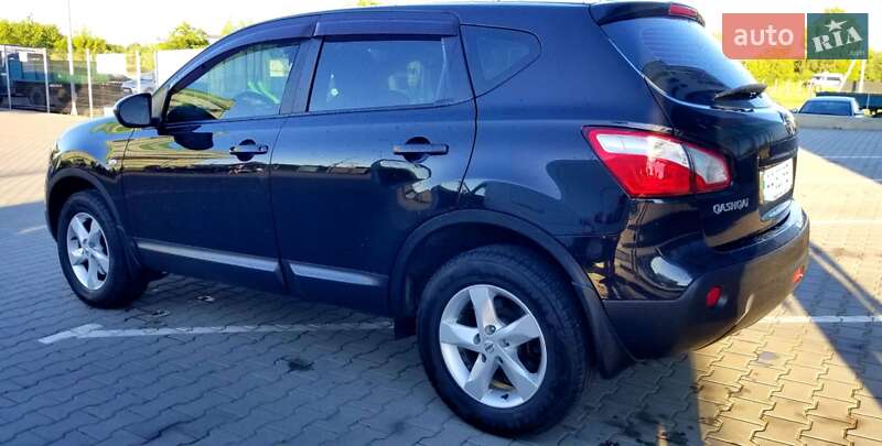 Внедорожник / Кроссовер Nissan Qashqai 2012 в Нововолынске