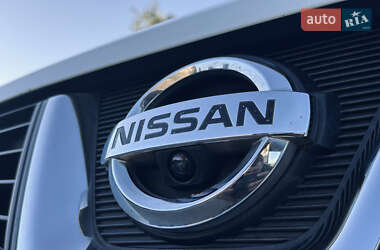 Позашляховик / Кросовер Nissan Qashqai 2013 в 