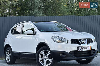 Позашляховик / Кросовер Nissan Qashqai 2013 в 