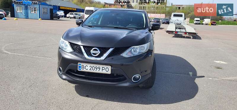 Позашляховик / Кросовер Nissan Qashqai 2016 в Львові