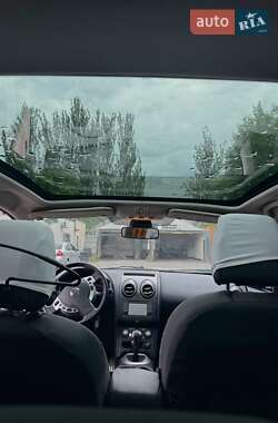 Позашляховик / Кросовер Nissan Qashqai 2012 в 