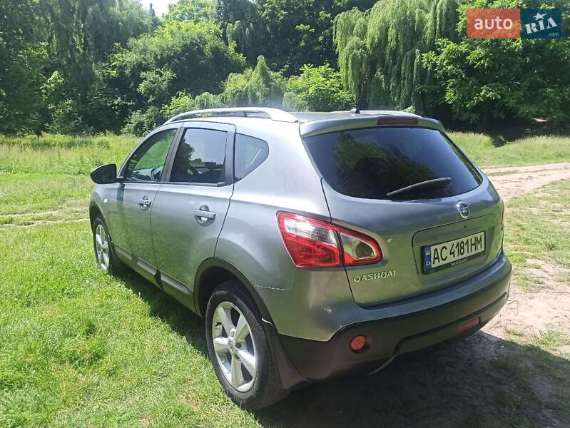 Внедорожник / Кроссовер Nissan Qashqai 2011 в Луцке