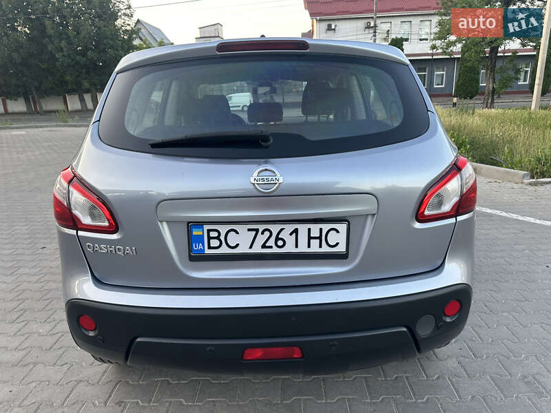 Позашляховик / Кросовер Nissan Qashqai 2012 в Хмельницькому