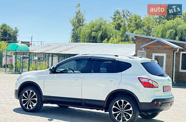 Позашляховик / Кросовер Nissan Qashqai 2011 в 