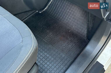 Позашляховик / Кросовер Nissan Qashqai 2011 в 