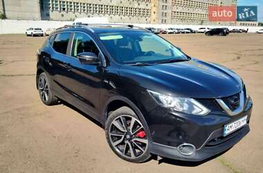 Внедорожник / Кроссовер Nissan Qashqai 2016 в Киеве