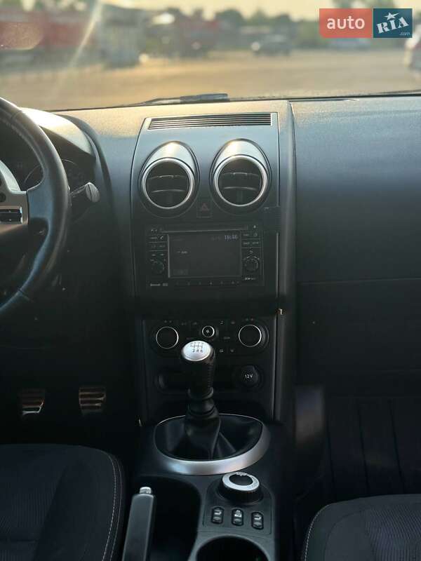 Внедорожник / Кроссовер Nissan Qashqai 2012 в Волочиске