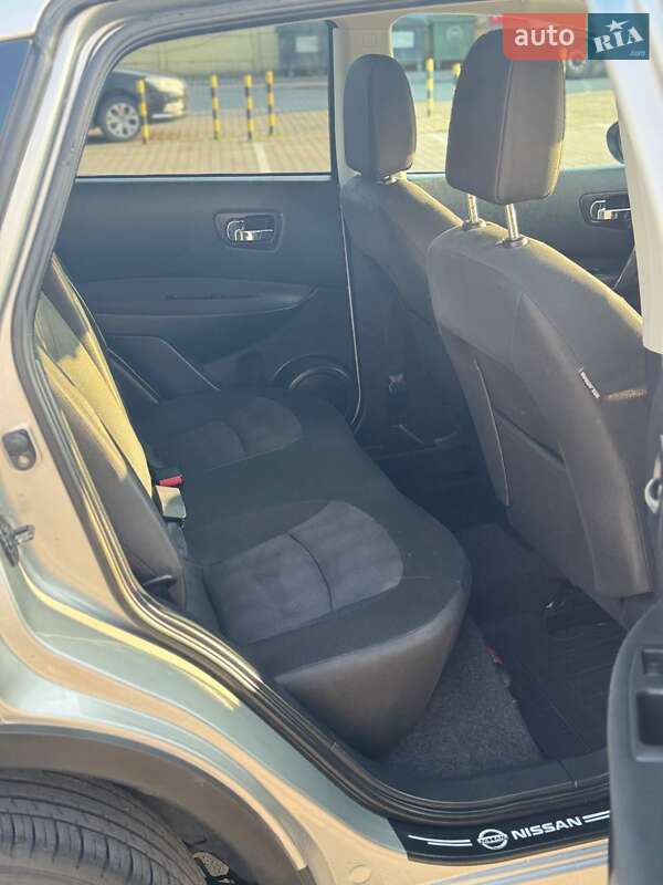 Внедорожник / Кроссовер Nissan Qashqai 2012 в Волочиске