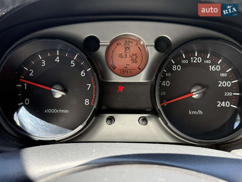 Позашляховик / Кросовер Nissan Qashqai 2008 в Києві