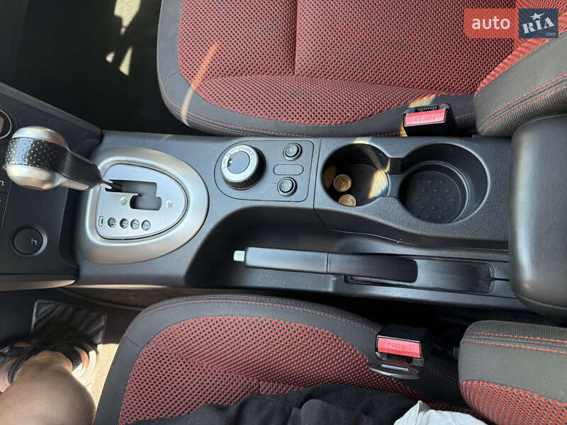 Позашляховик / Кросовер Nissan Qashqai 2008 в Києві