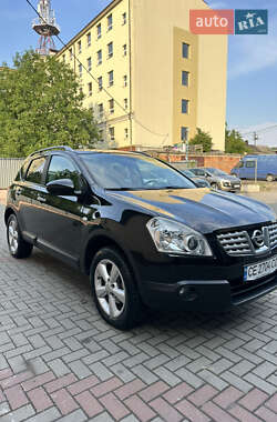 Внедорожник / Кроссовер Nissan Qashqai 2010 в Черновцах