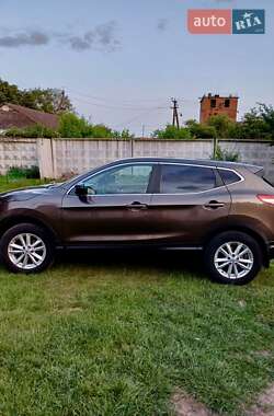 Внедорожник / Кроссовер Nissan Qashqai 2016 в 