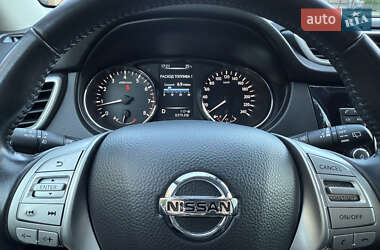Позашляховик / Кросовер Nissan Qashqai 2015 в 
