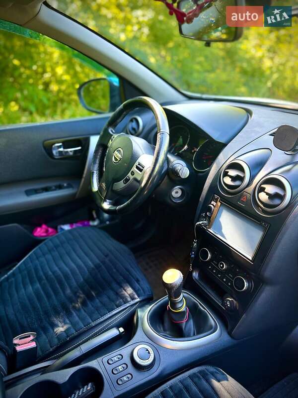 Внедорожник / Кроссовер Nissan Qashqai 2012 в Староконстантинове