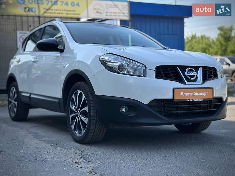 Позашляховик / Кросовер Nissan Qashqai 2013 в Сумах