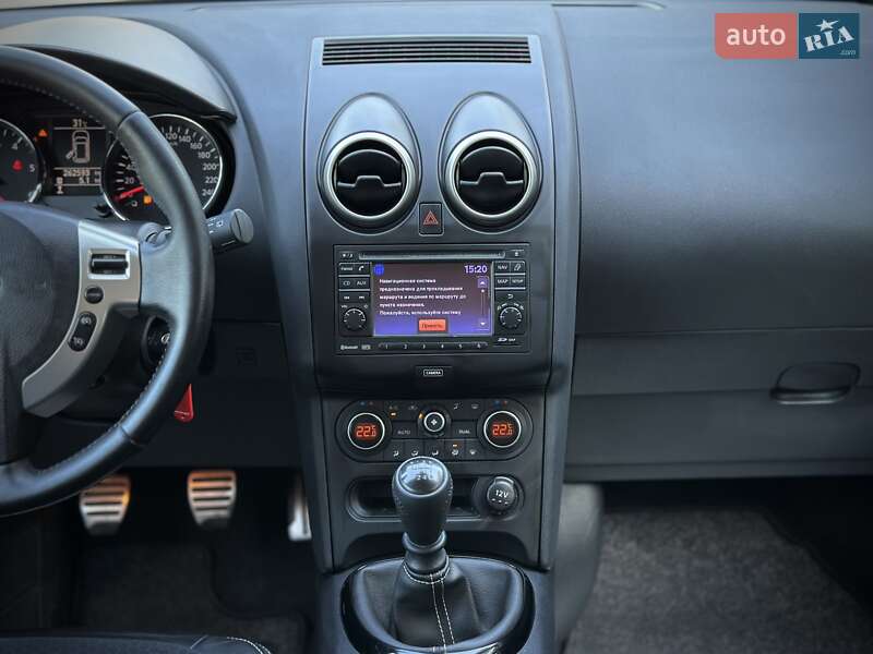 Позашляховик / Кросовер Nissan Qashqai 2013 в Сумах