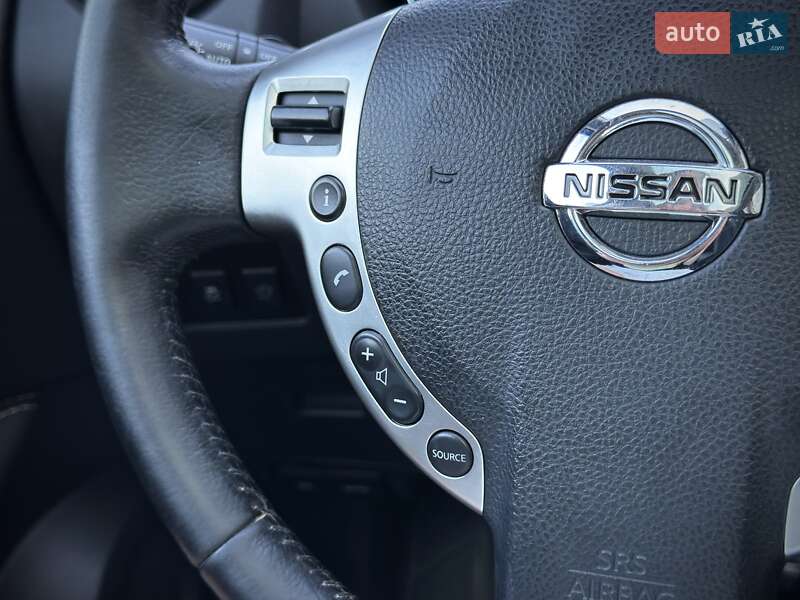 Позашляховик / Кросовер Nissan Qashqai 2013 в Сумах