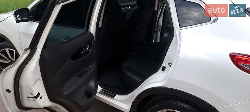 Внедорожник / Кроссовер Nissan Qashqai 2015 в Кагарлыке