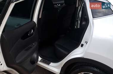 Внедорожник / Кроссовер Nissan Qashqai 2015 в 