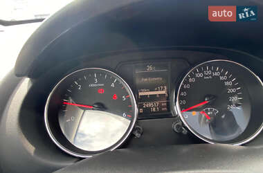 Внедорожник / Кроссовер Nissan Qashqai 2010 в 