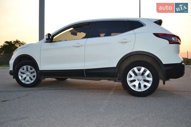 Внедорожник / Кроссовер Nissan Qashqai 2018 в Харькове