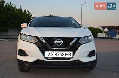 Внедорожник / Кроссовер Nissan Qashqai 2018 в 