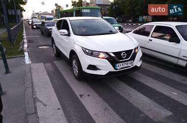 Внедорожник / Кроссовер Nissan Qashqai 2018 в 