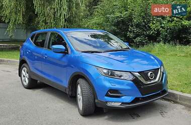 Позашляховик / Кросовер Nissan Qashqai 2017 в 