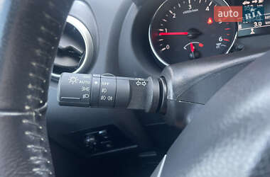 Внедорожник / Кроссовер Nissan Qashqai 2011 в 
