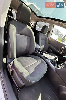 Позашляховик / Кросовер Nissan Qashqai 2012 в 
