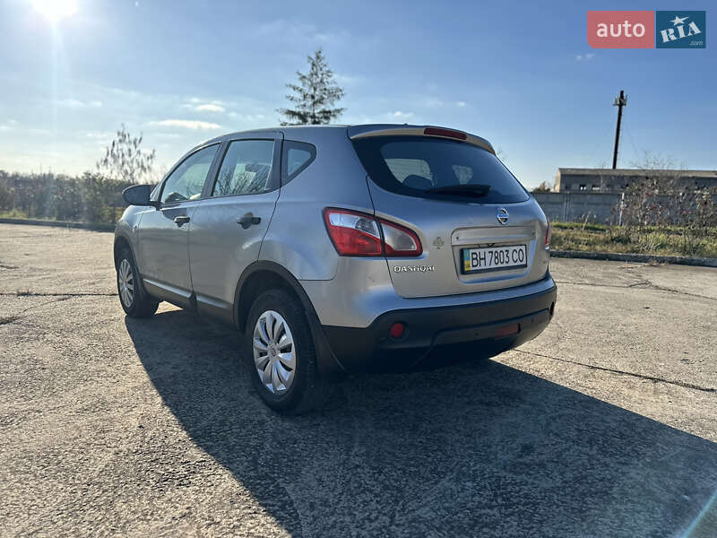 Внедорожник / Кроссовер Nissan Qashqai 2010 в Одессе